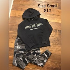 Under Armour Jogger Set